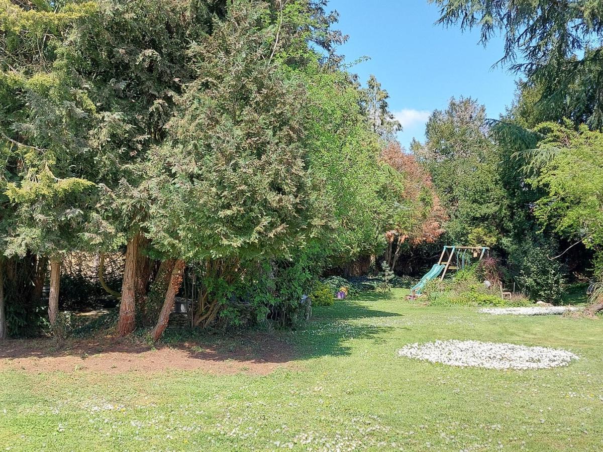 Gite Hary Villeblevin Exterior foto
